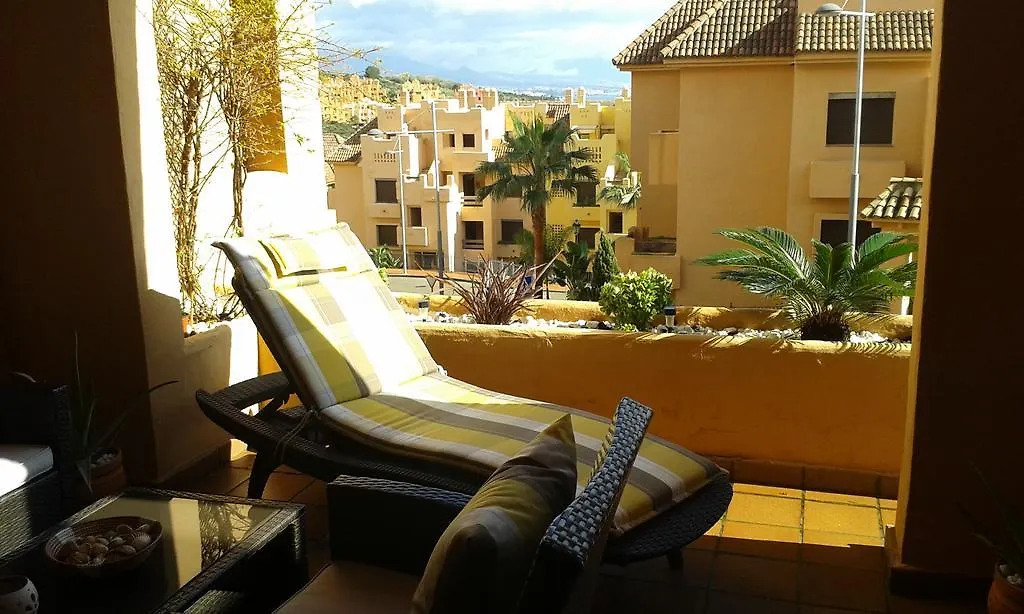 Duquesa Village Apartment 0*, Manilva
