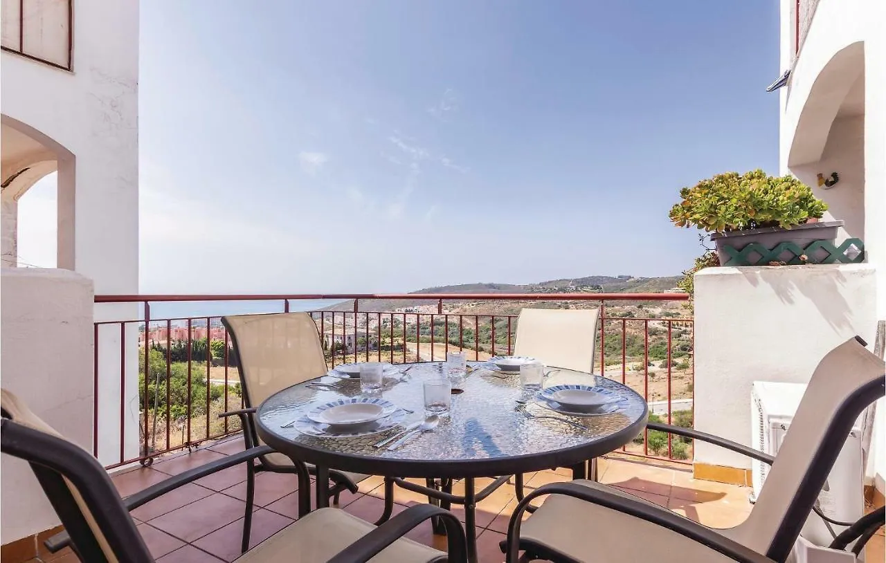 Duquesa Village Apartment